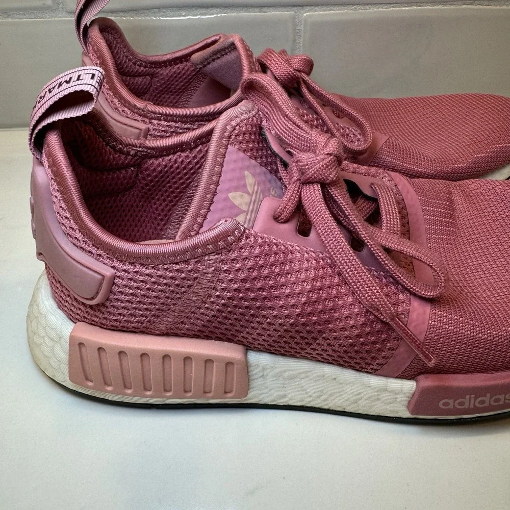 Adidas Women's NMD‎ R1 Shoes Trace Pink Size 7.5